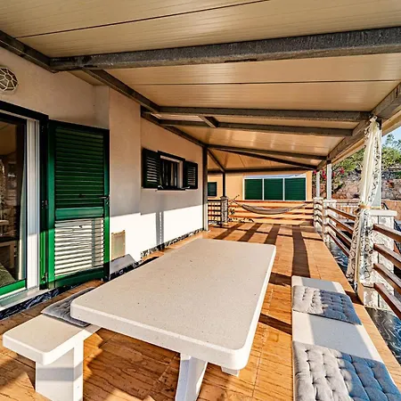 Beautiful In * ヴェラ・ルカ