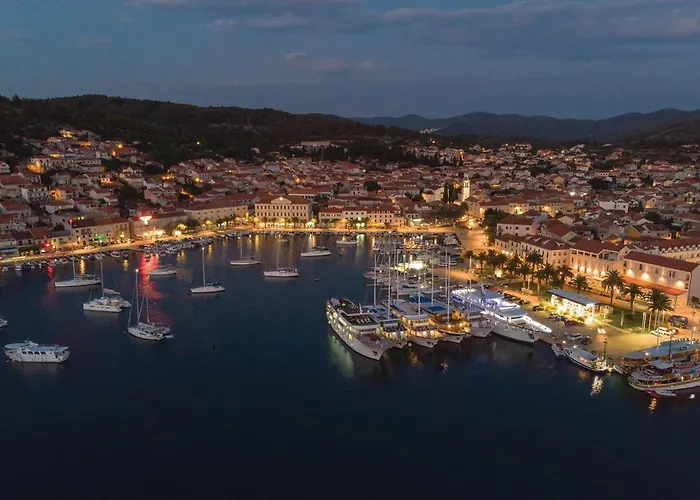 Holiday home Beautiful In